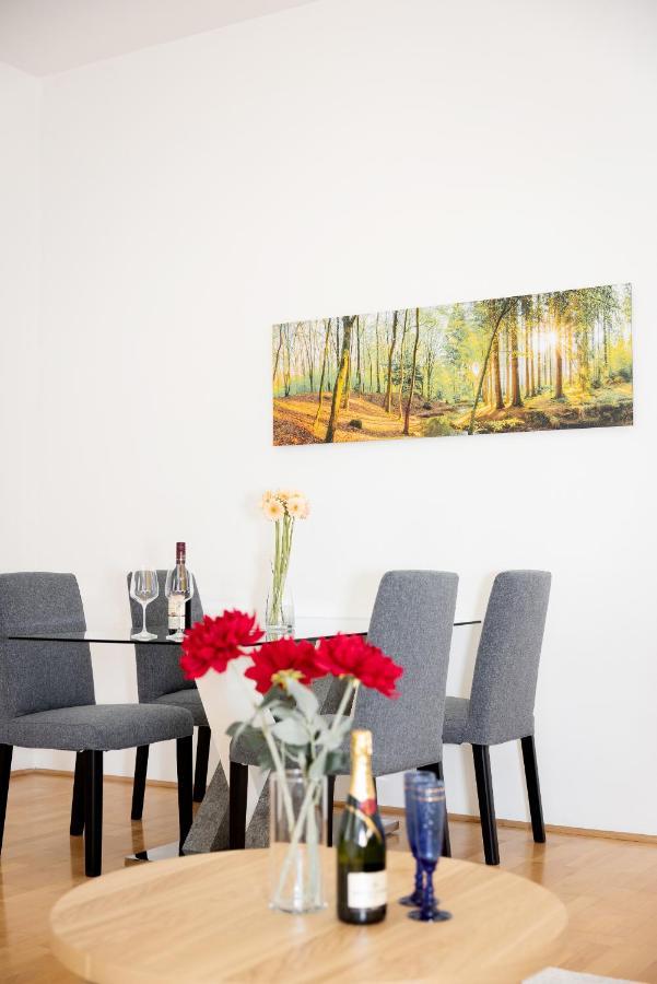 Premium 80 M2 Apartment - Free Parking Виена Екстериор снимка