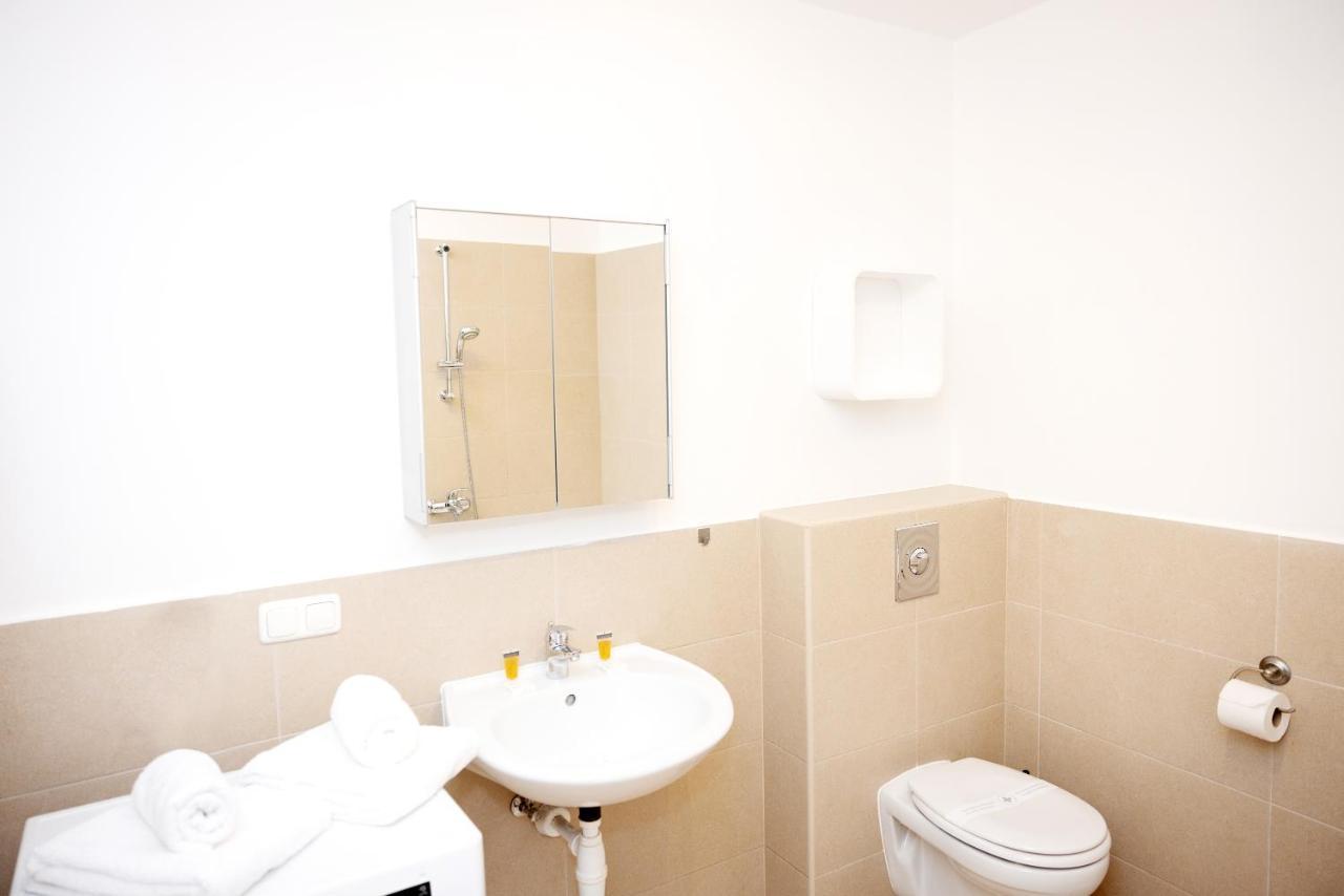 Premium 80 M2 Apartment - Free Parking Виена Екстериор снимка