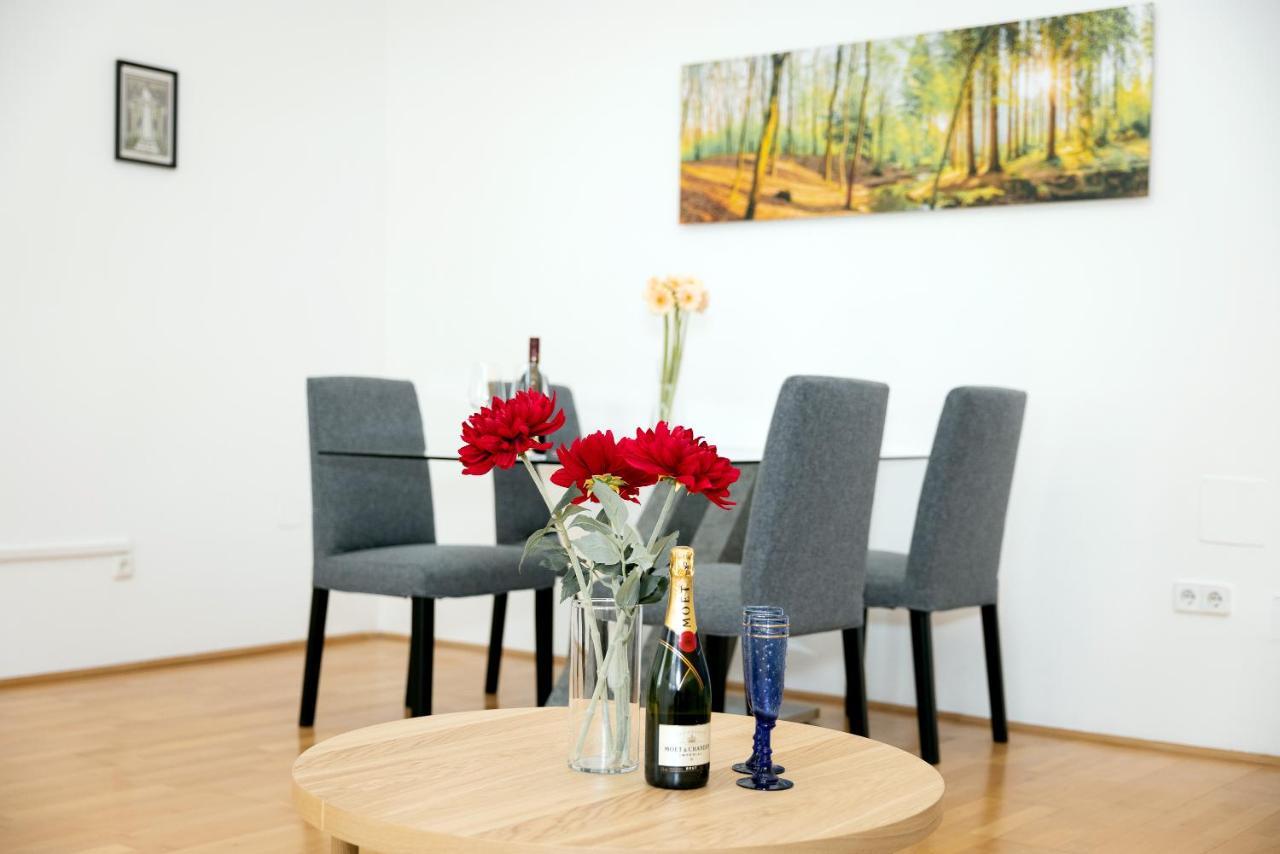 Premium 80 M2 Apartment - Free Parking Виена Екстериор снимка